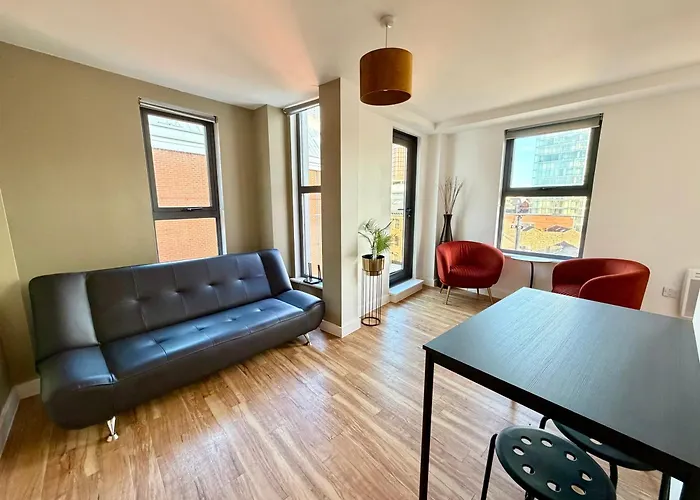 City Centre 2 Bed With A Balcony
